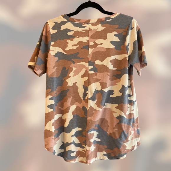 Zenana Short Sleeve Camo T-Shirt - Picture 2 of 3